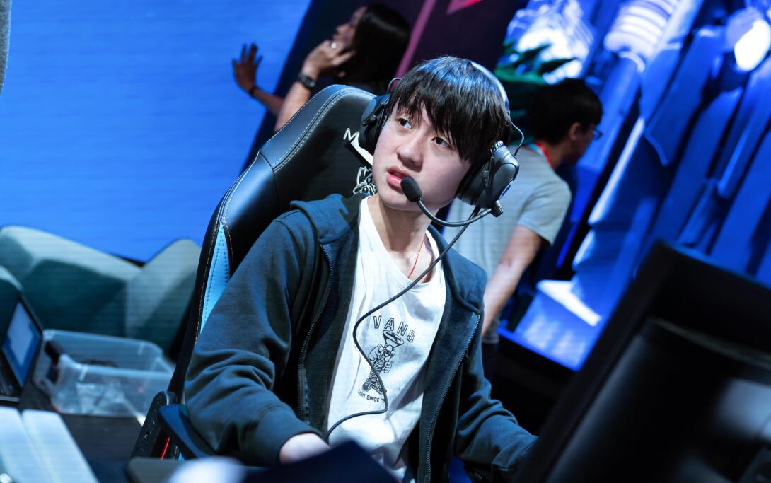 九游(中国)-2007火箭vs爵士第七场