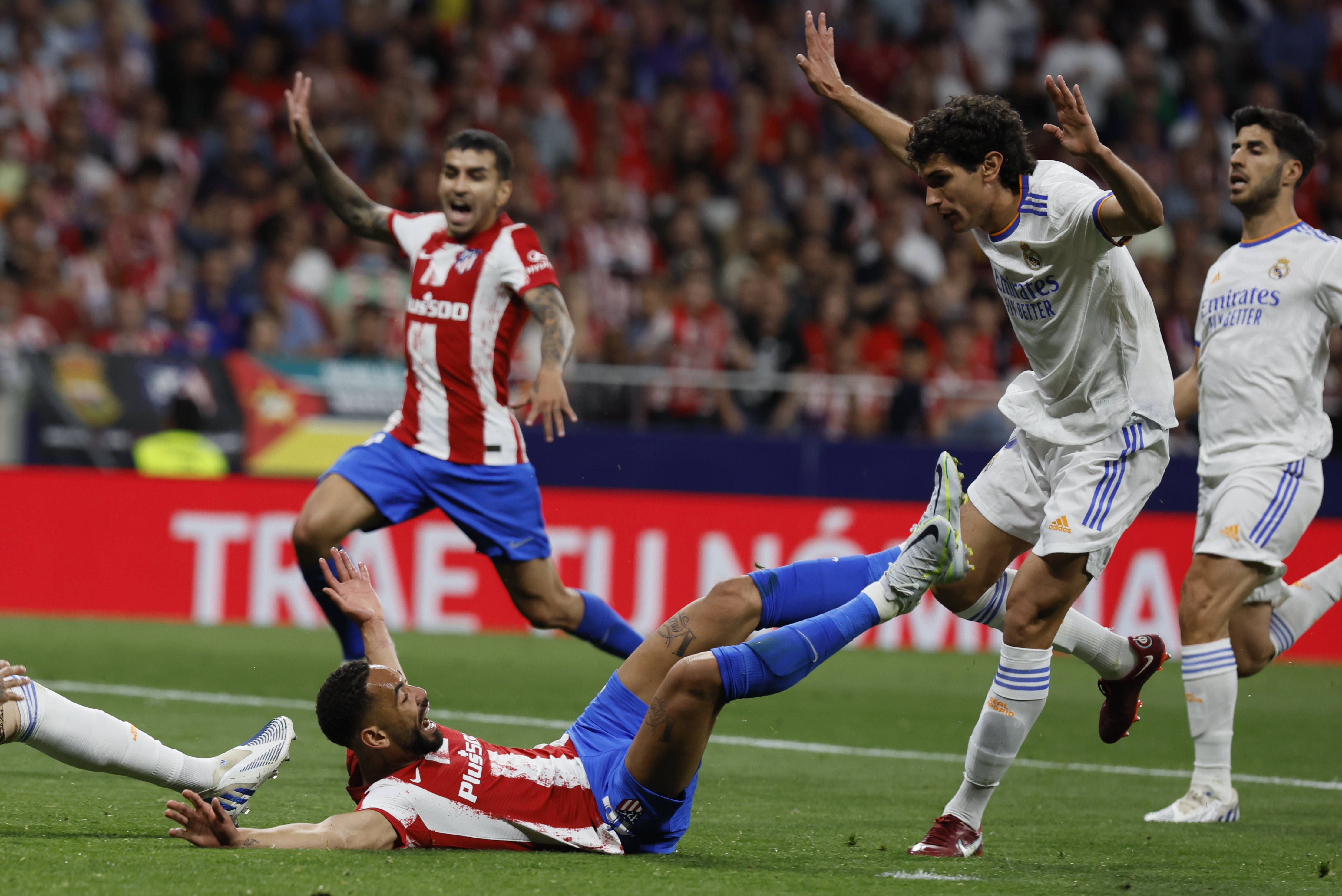 阿斯顿维拉队阵富勒姆